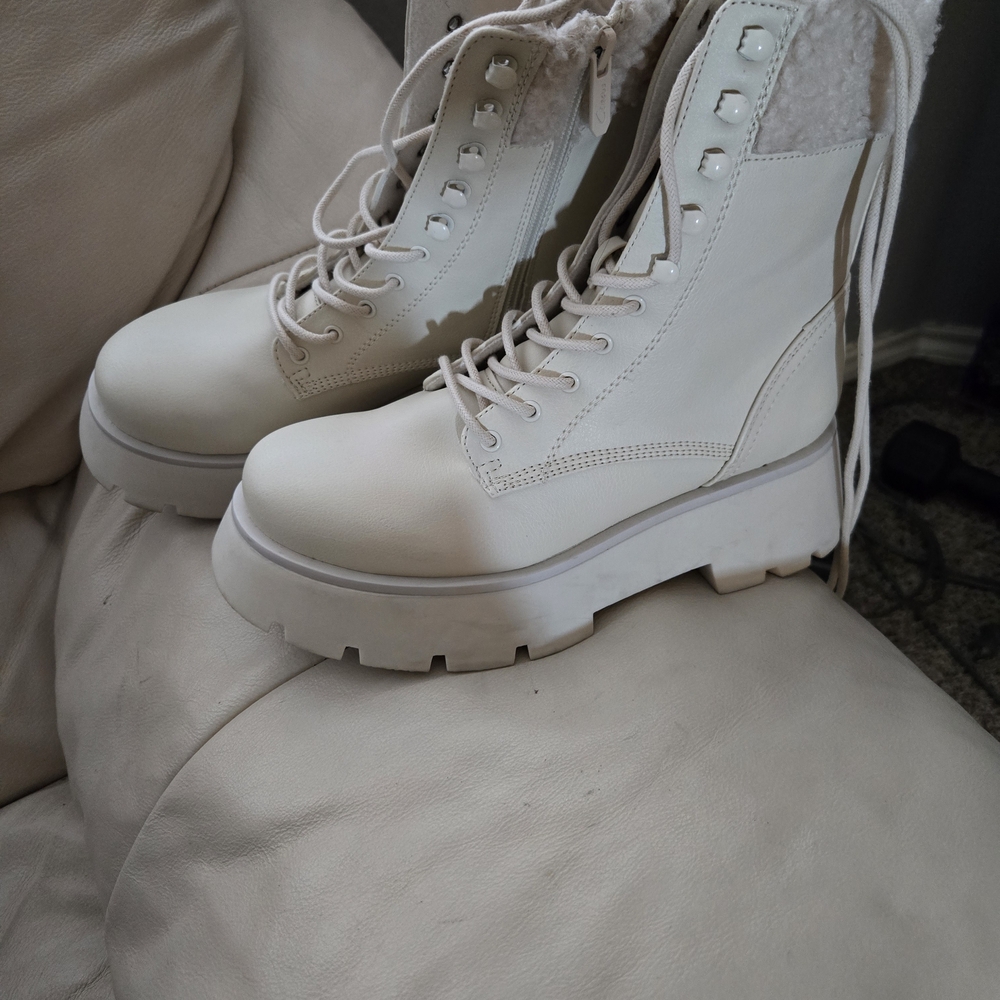 Women's Cream Lace-Up Combat Boots